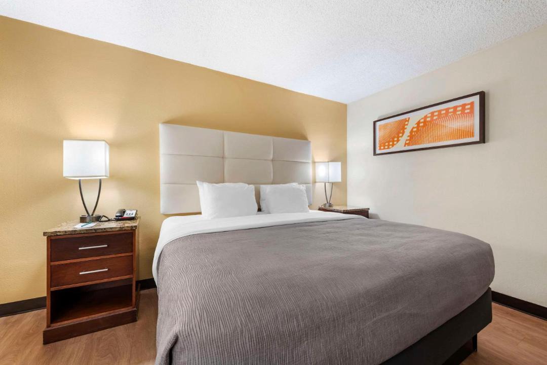 Photo of Bedroom in Alamosa