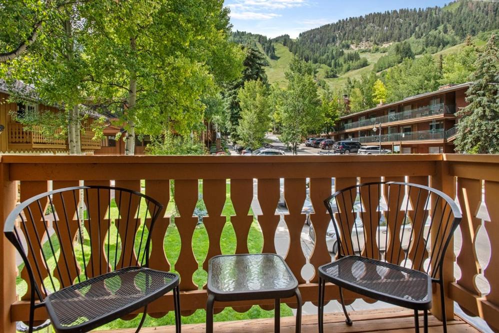 Photo of Others in Aspen