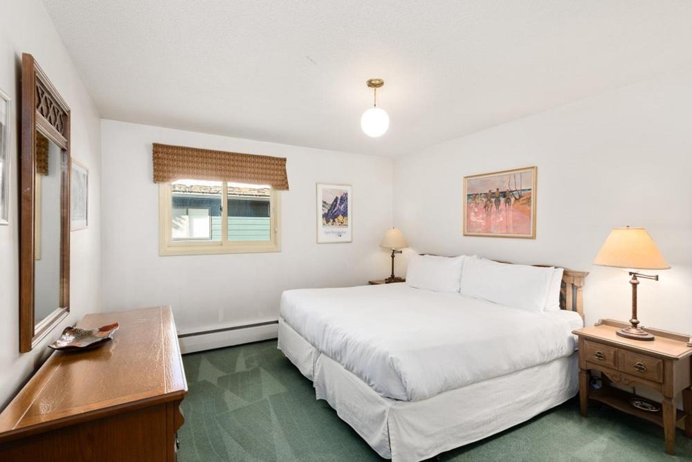 Photo of Bedroom in Aspen