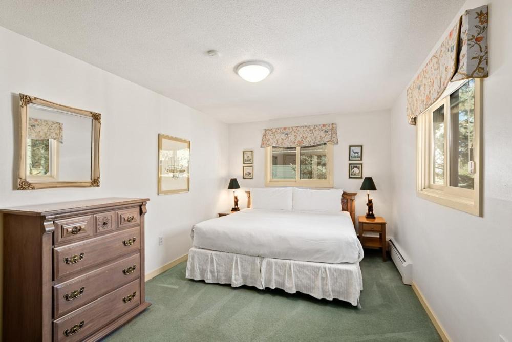 Photo of Bedroom in Aspen
