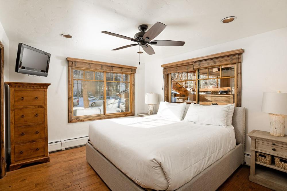 Photo of Bedroom in Aspen