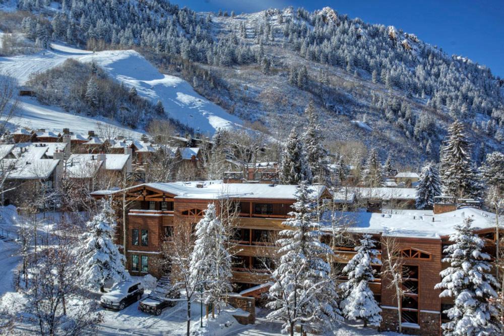 Photo of Others in Aspen