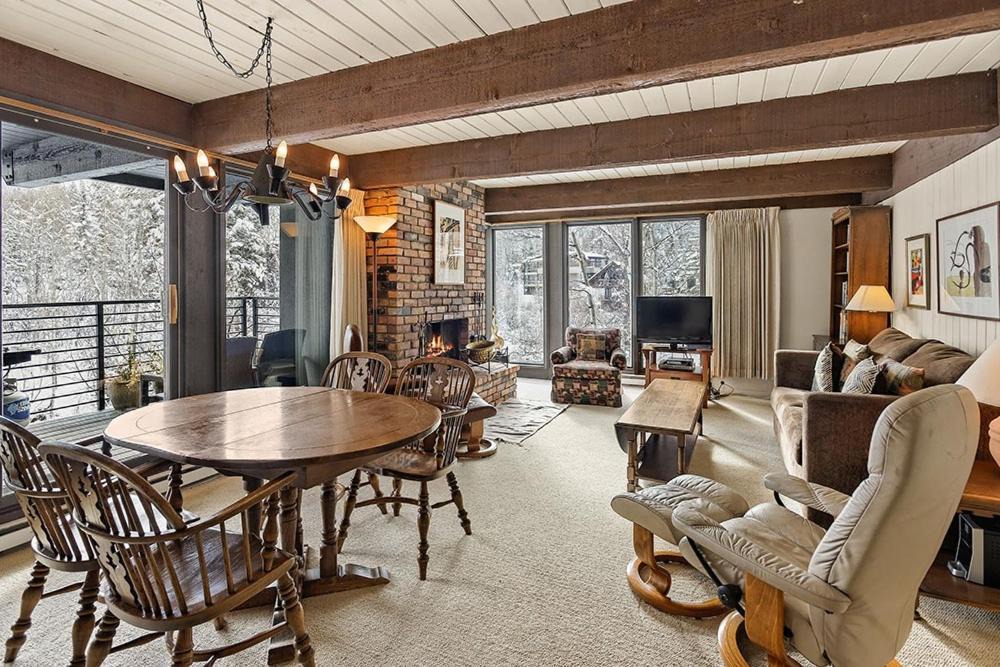 Photo of Livingroom in Aspen