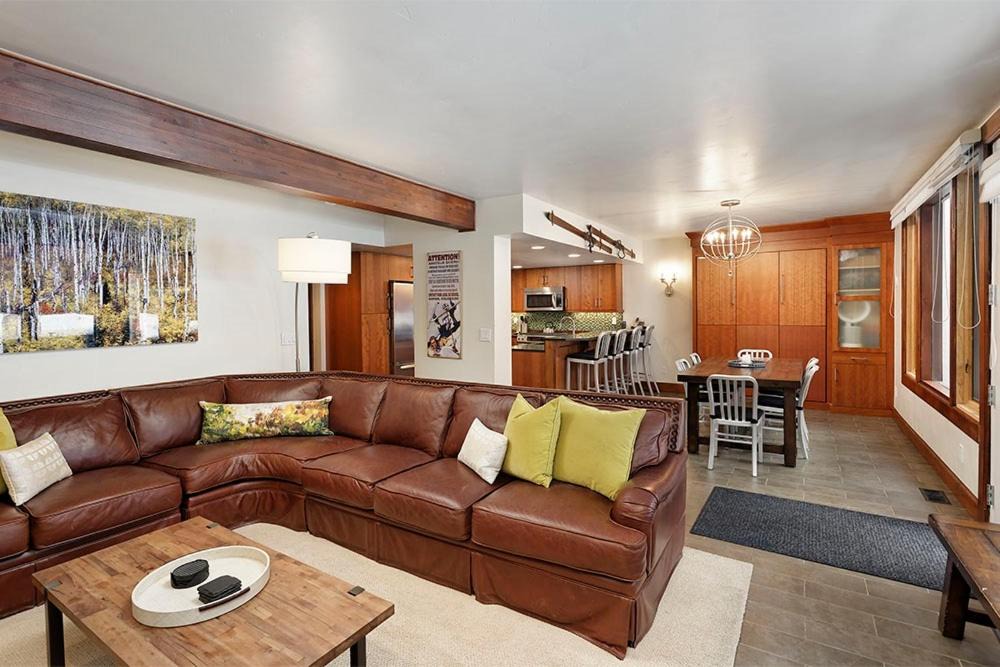 Photo of Livingroom in Aspen