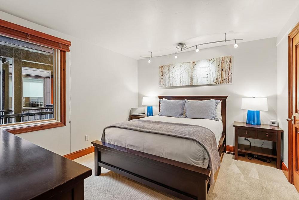 Photo of Bedroom in Aspen
