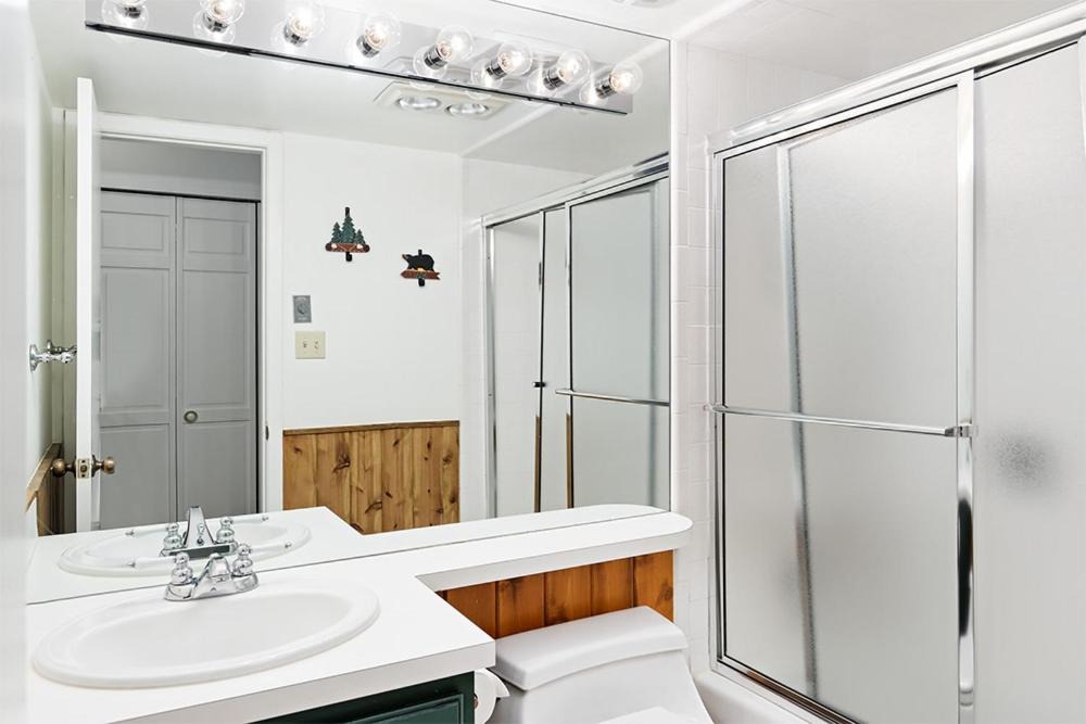 Photo of Bathroom in Aspen