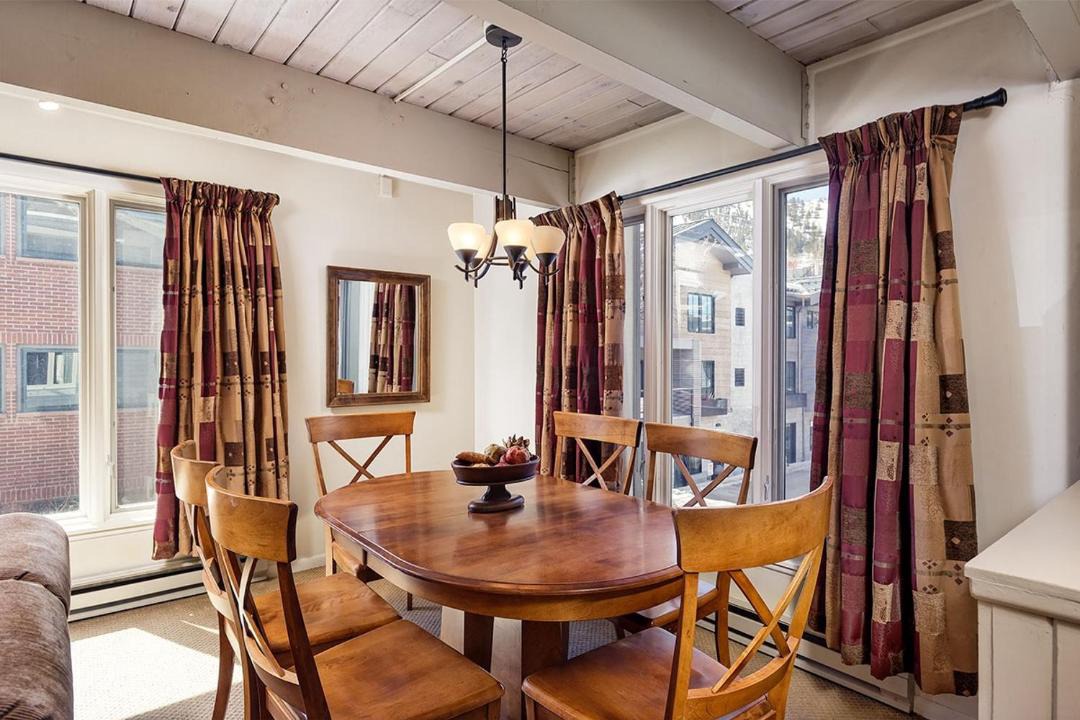 Photo of Livingroom in Aspen