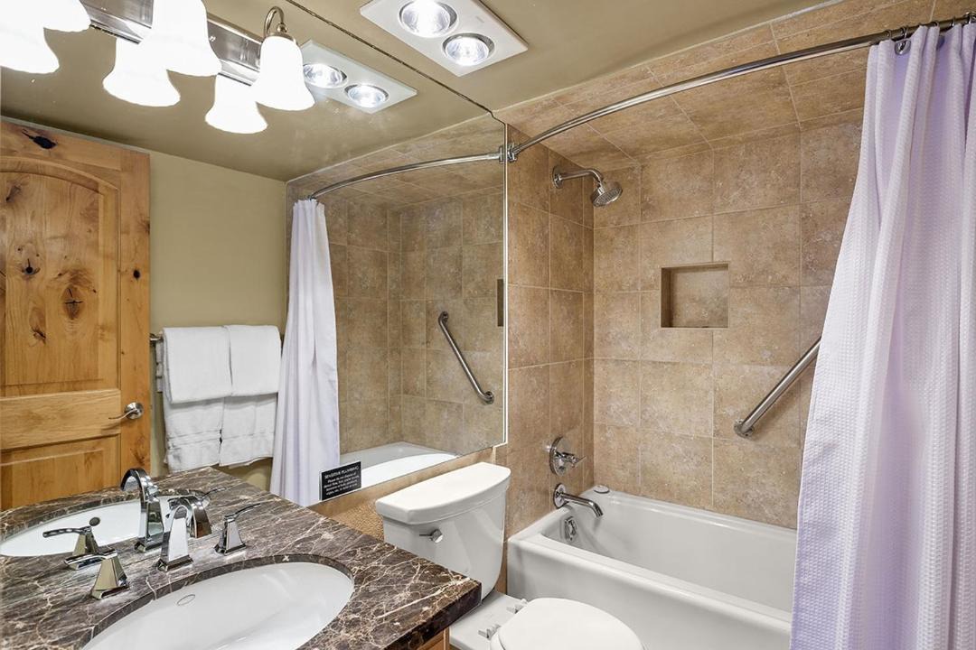 Photo of Bathroom in Aspen