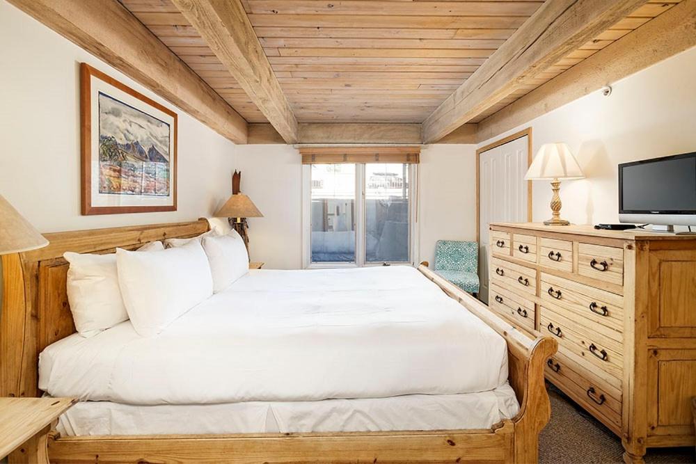 Photo of Bedroom in Aspen
