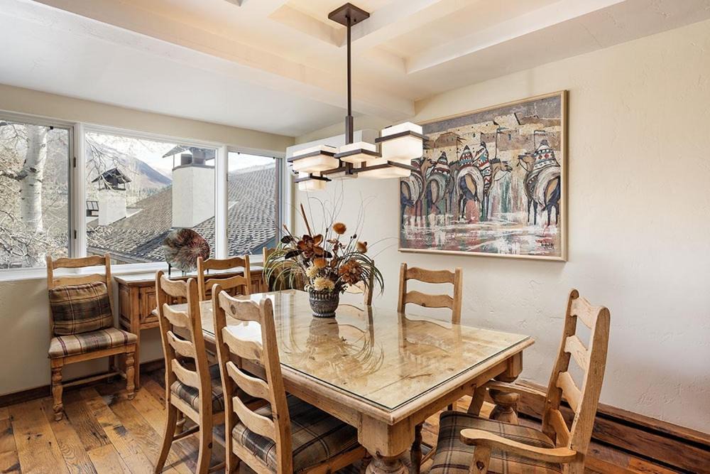 Photo of Livingroom in Aspen