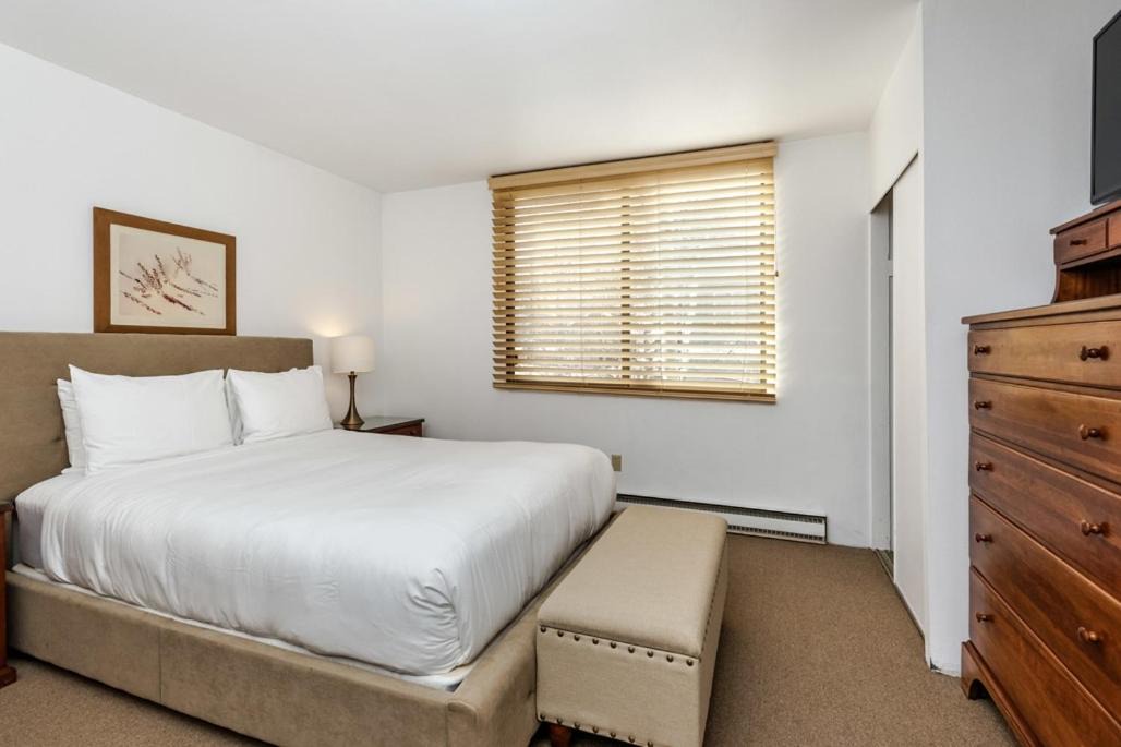 Photo of Bedroom in Aspen