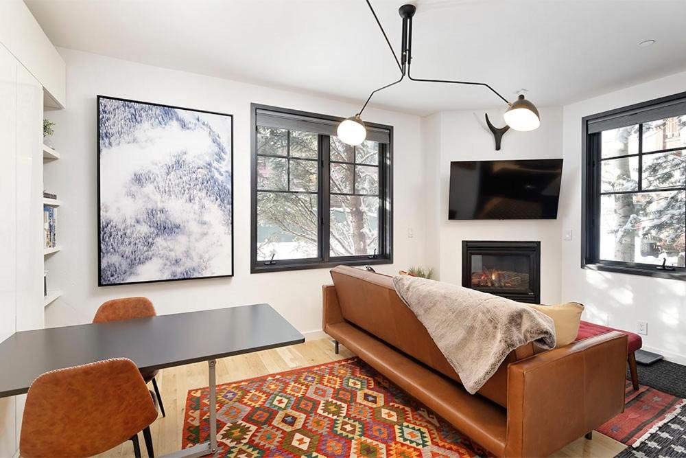 Photo of Livingroom in West End