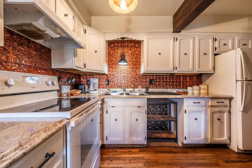 Photo of Kitchen in Lake George