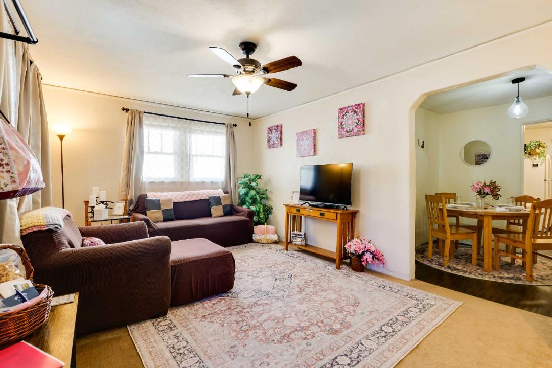 Photo of Livingroom in Craig