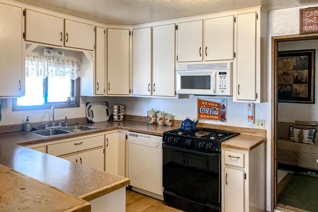 Photo of Kitchen in Alpine Village