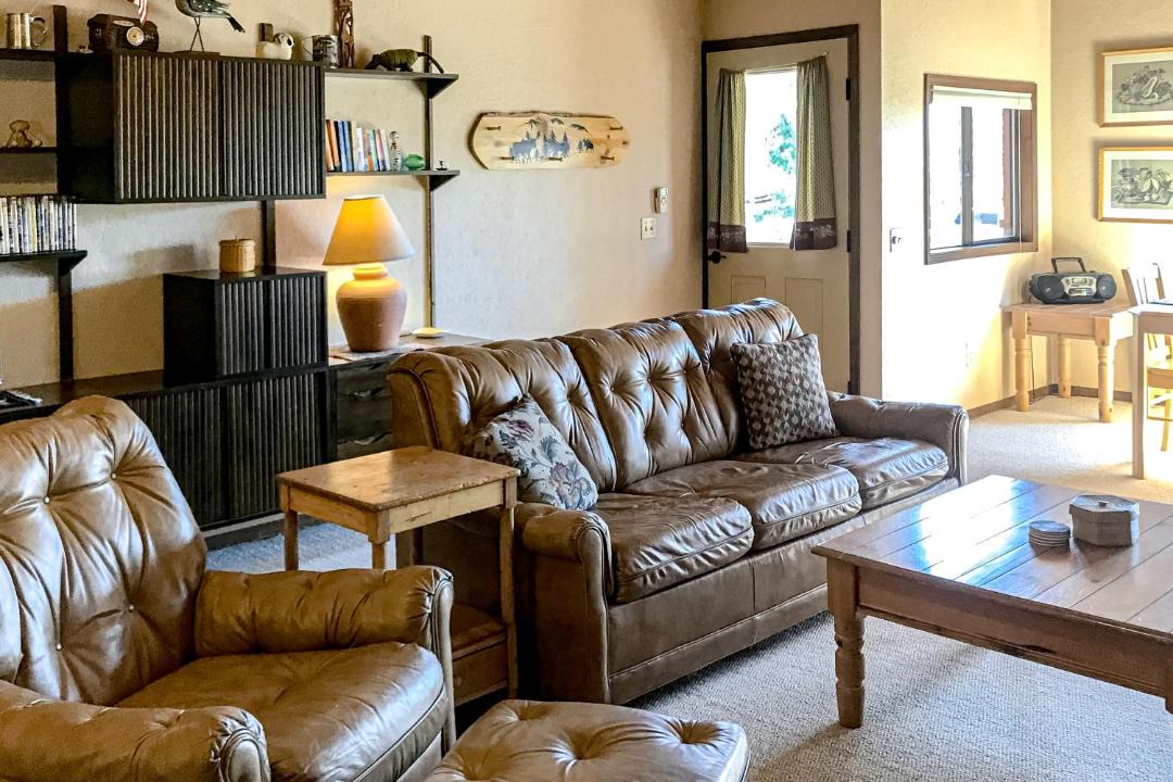 Photo of Livingroom in Alpine Village
