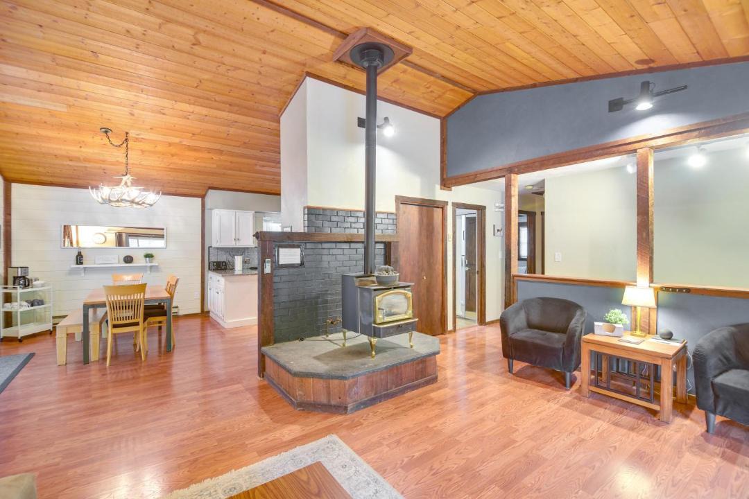 Photo of Livingroom in Downieville-Lawson-Dumont