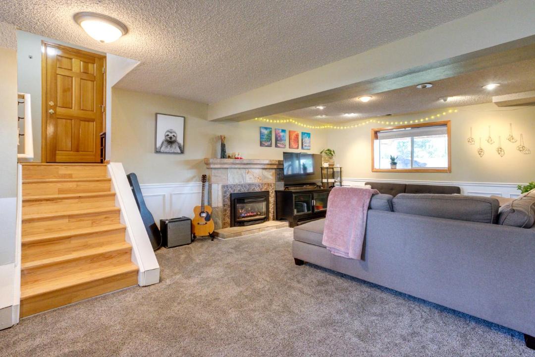 Photo of Livingroom in Thornton