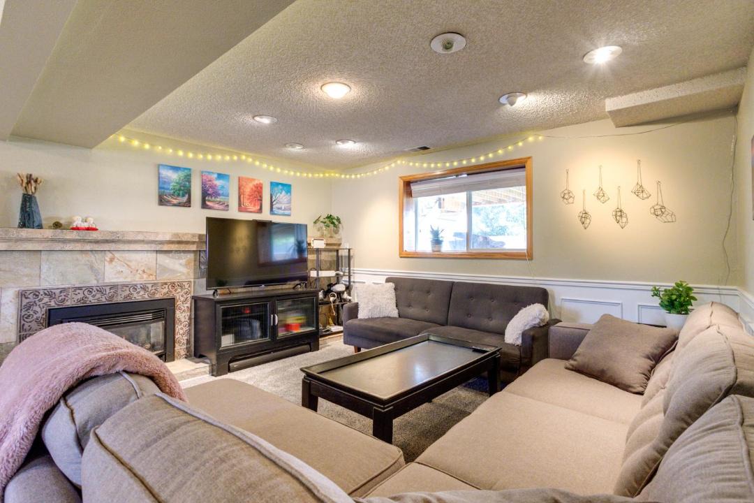 Photo of Livingroom in Thornton