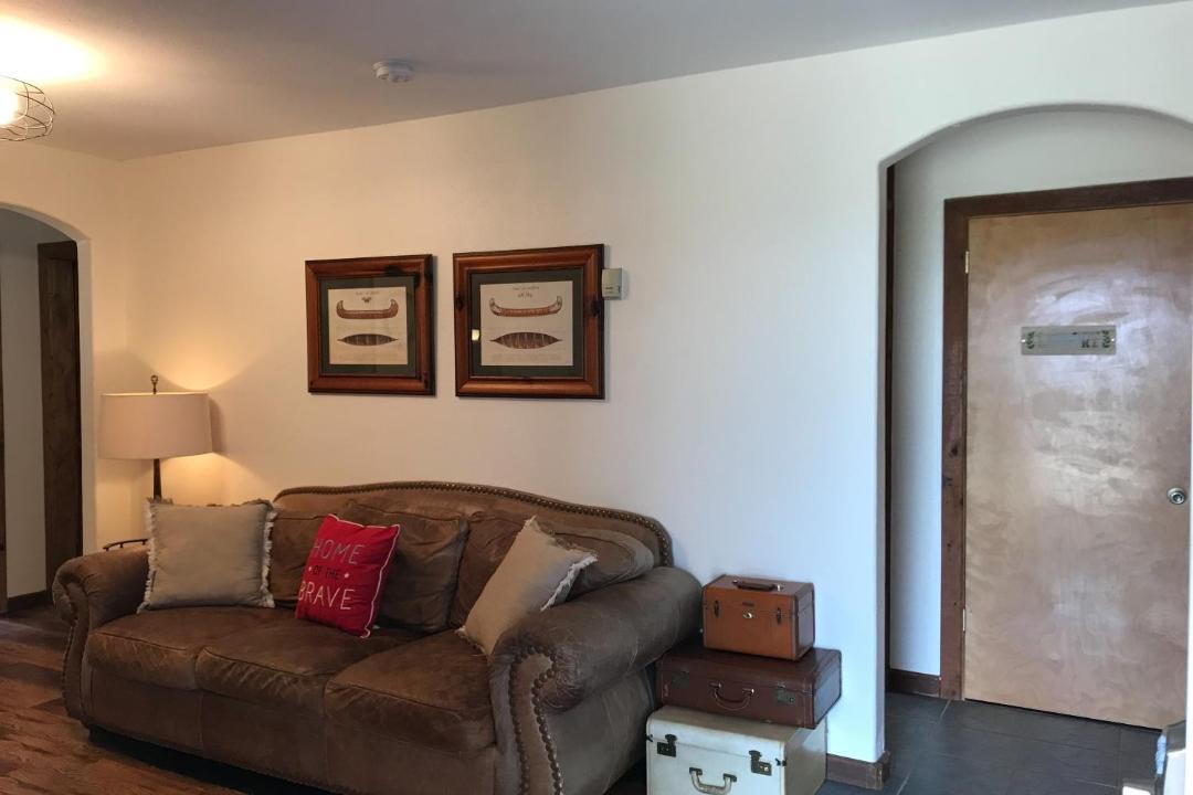 Photo of Livingroom in Alpine Village