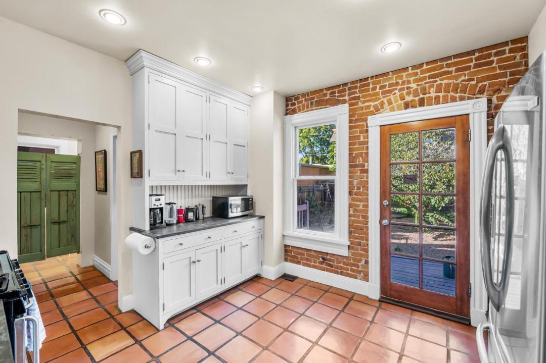 Photo of Kitchen in Baker