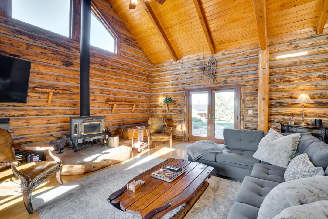 Photo of Livingroom in Parker