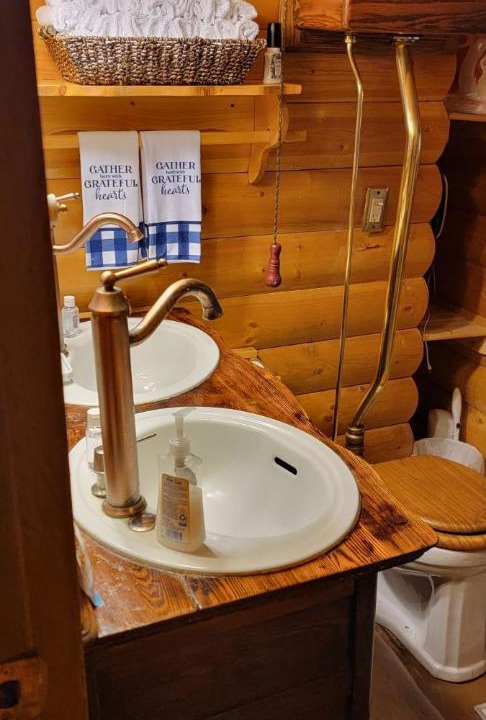 Photo of Bathroom in Alamosa