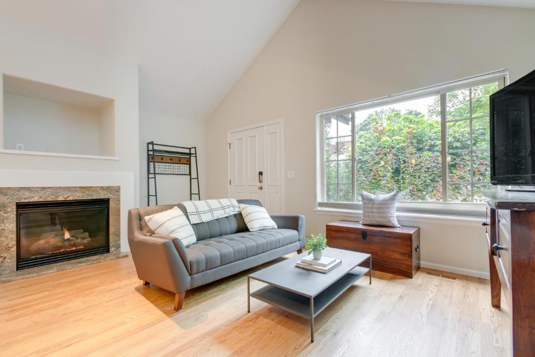 Photo of Livingroom in Highland