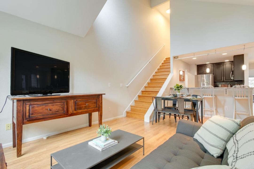 Photo of Livingroom in Highland