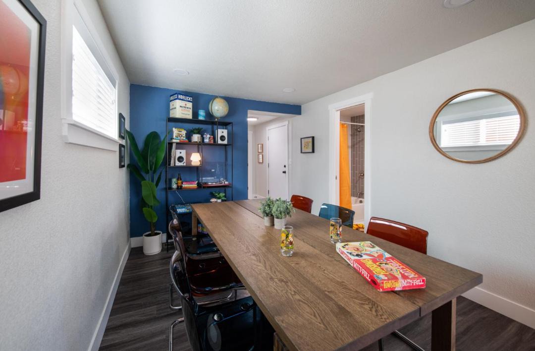 Photo of Livingroom in Berkley