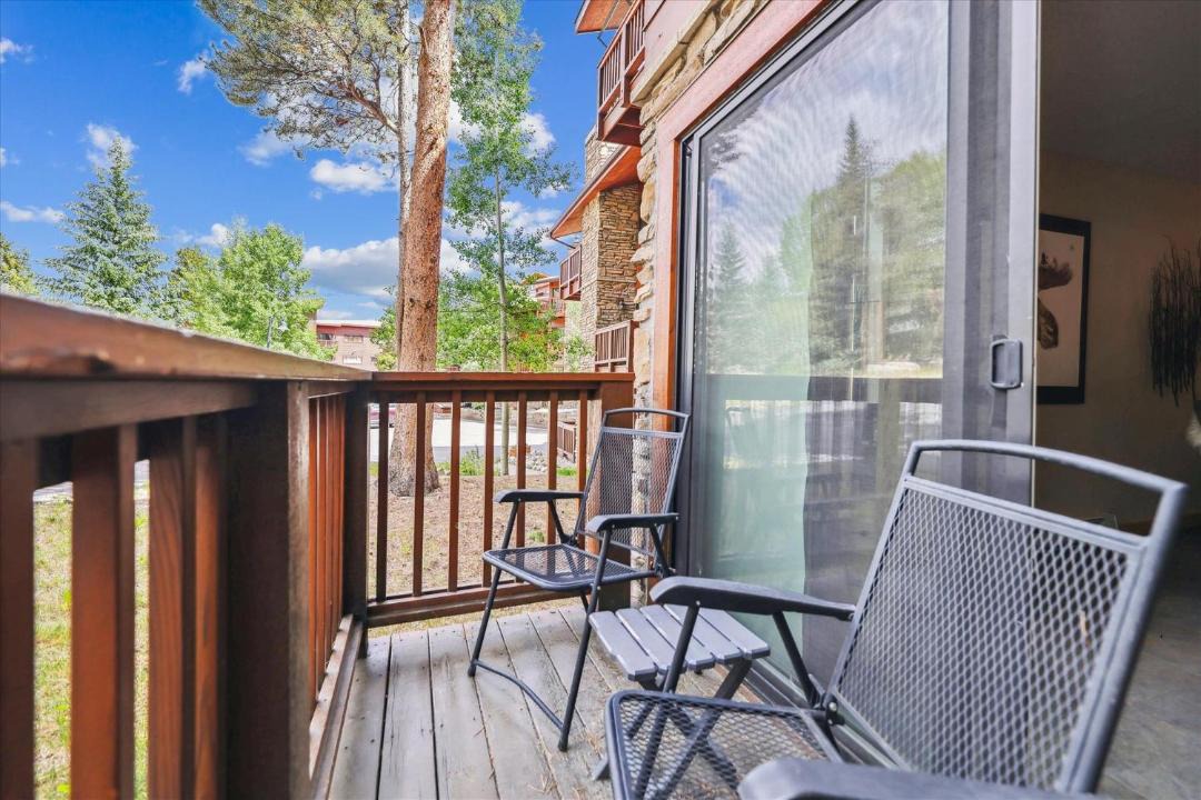 Photo of Patio Balcony in Four O'Clock
