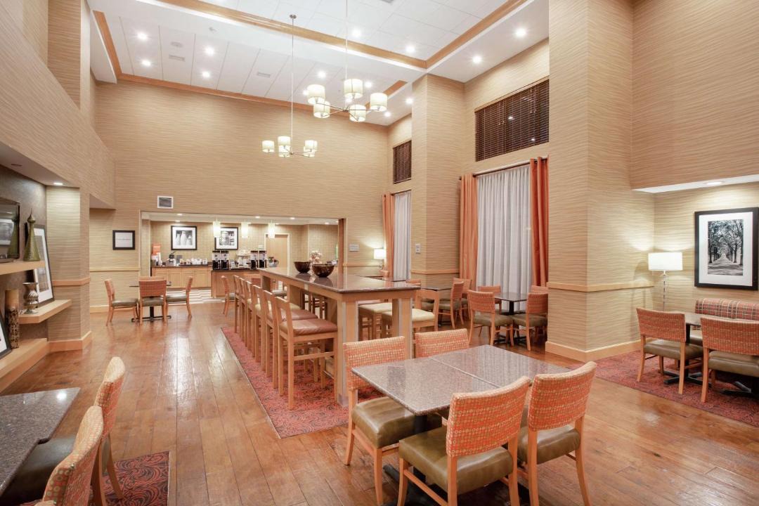 Photo of Livingroom in Lone Tree