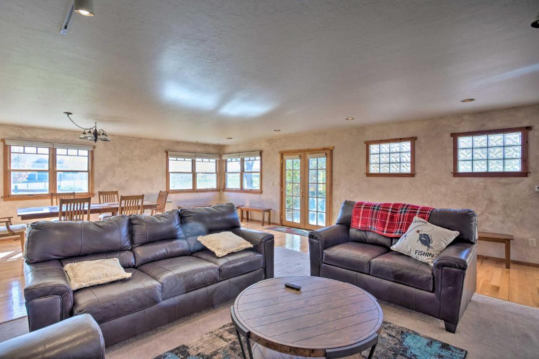 Photo of Livingroom in Vernal