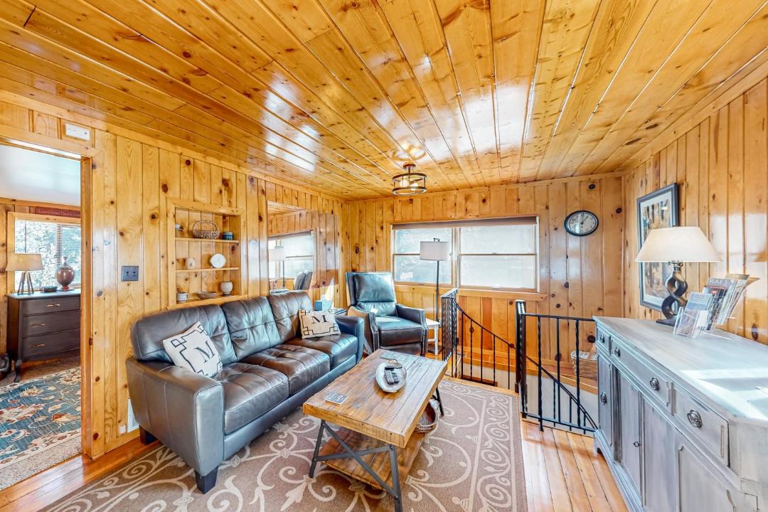 Photo of Livingroom in Green Mountain Falls