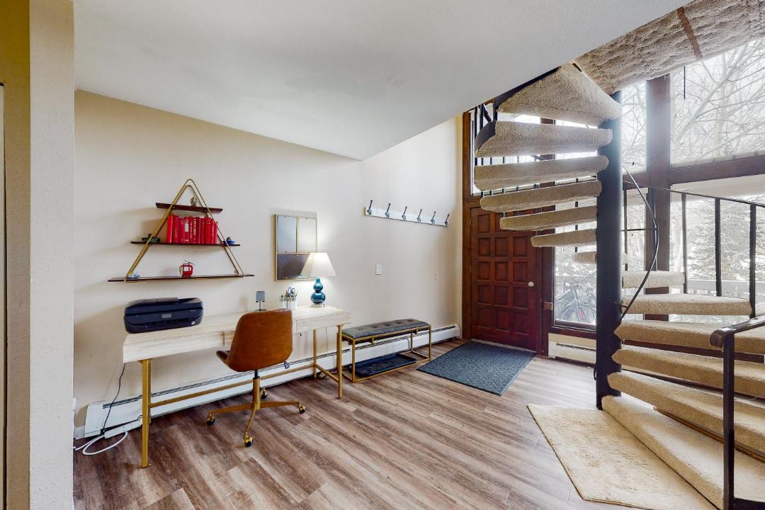 Photo of Livingroom in Eagle-Vail