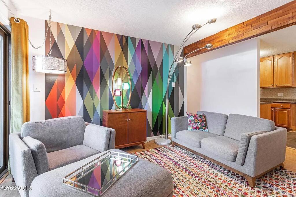 Photo of Livingroom in Avon