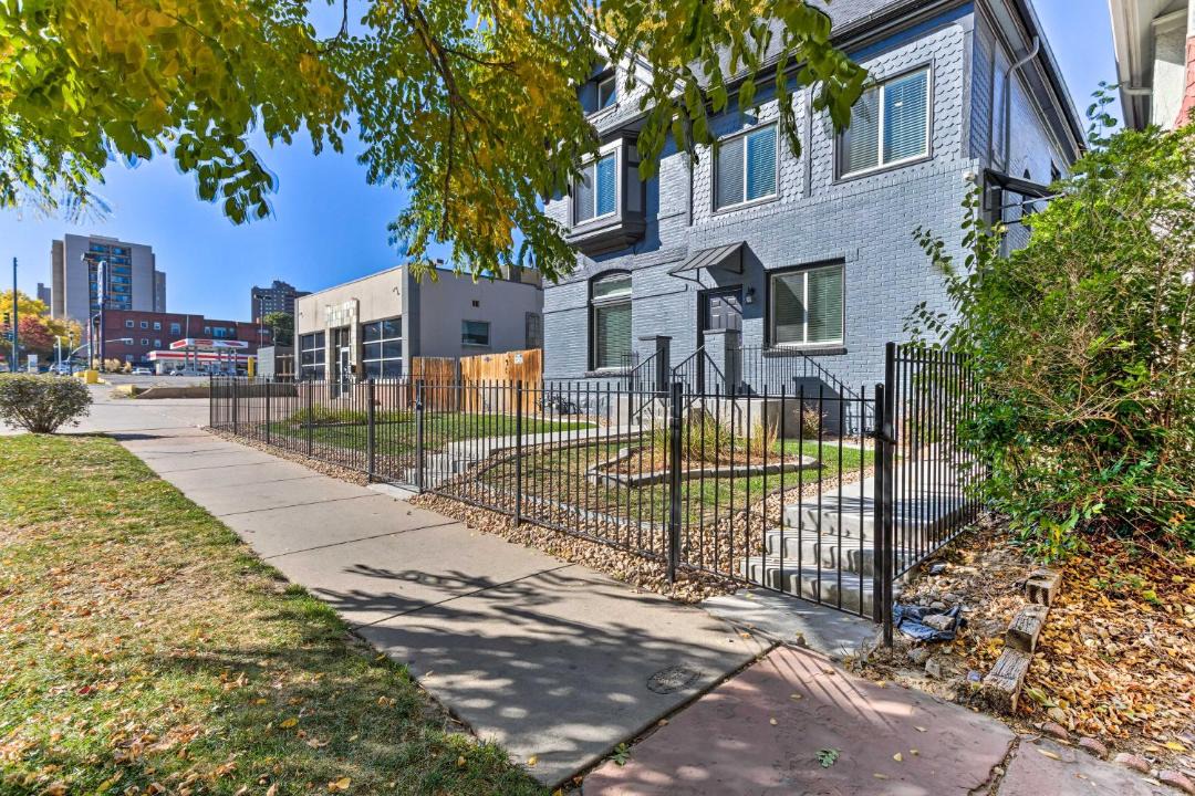 Photo of Buildings in City Park West