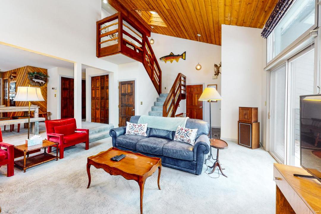 Photo of Livingroom in Eagle-Vail