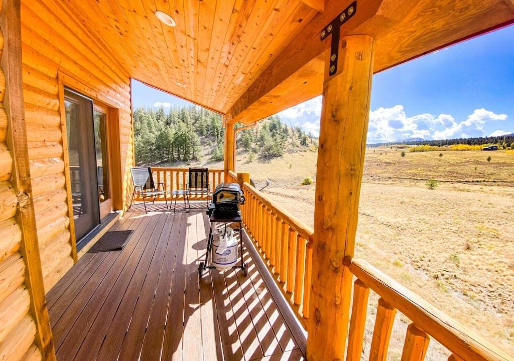 Photo of Patio Balcony in Hartsel