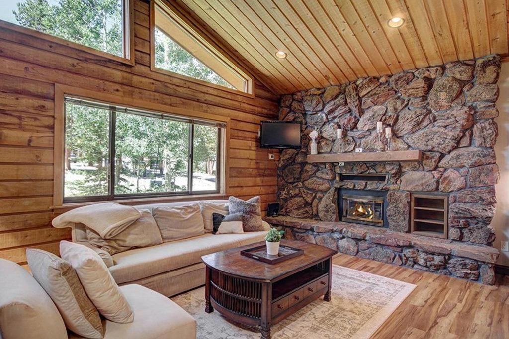 Photo of Livingroom in Warrior's Mark