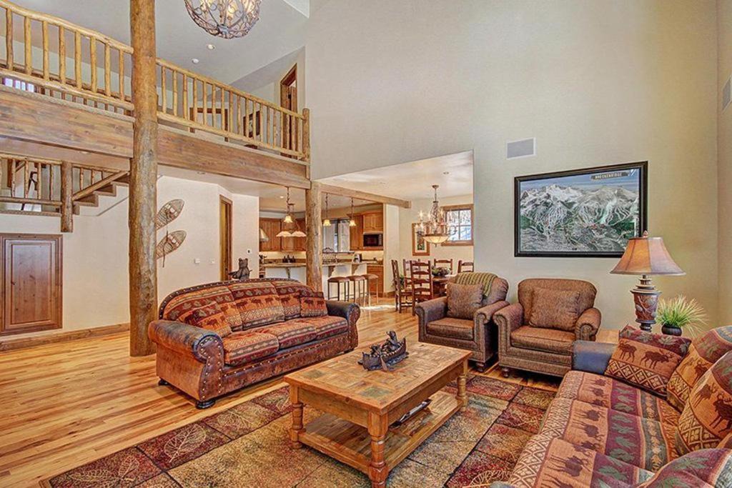 Photo of Livingroom in Boulder Ridge