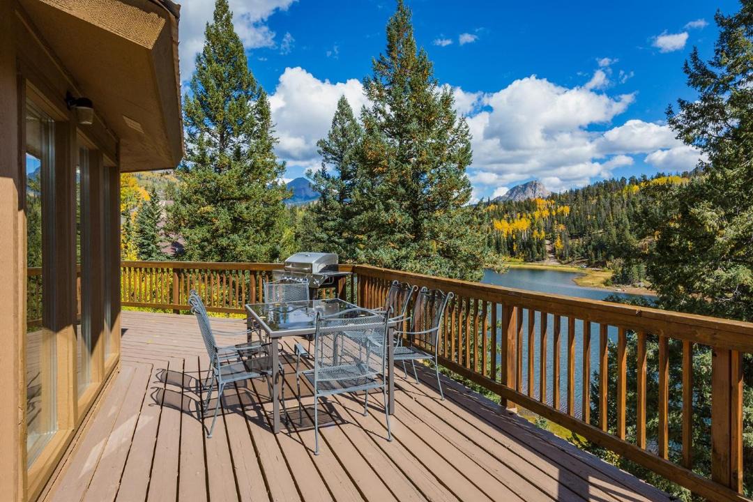 Photo of Patio Balcony in Columbine Lake