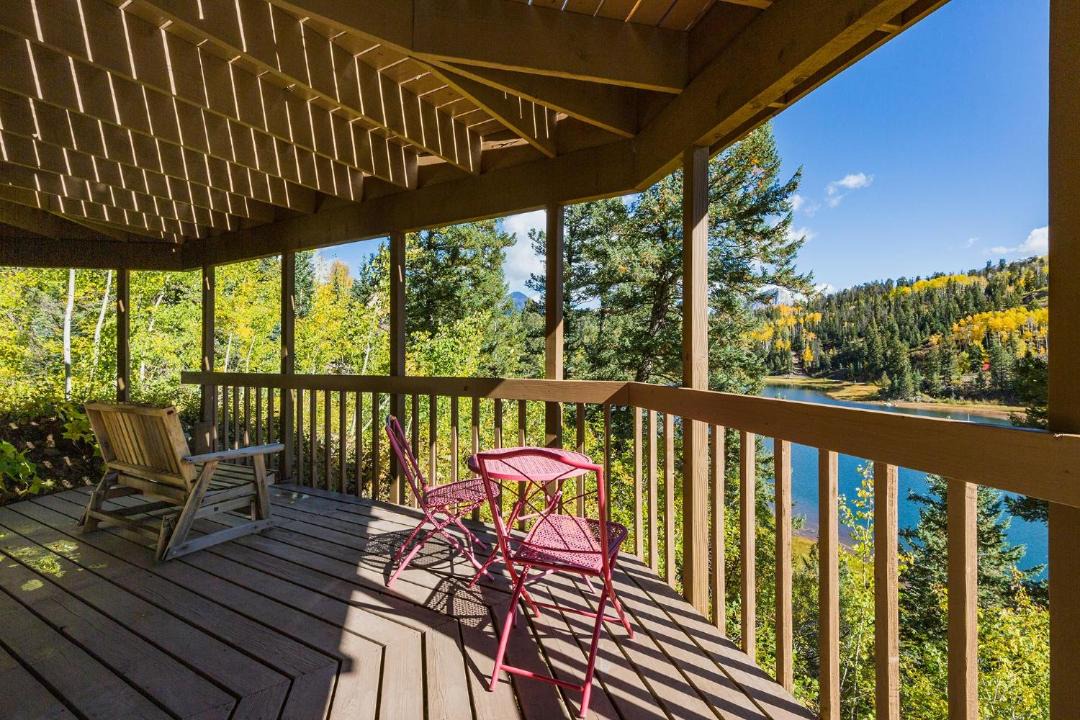 Photo of Patio Balcony in Columbine Lake