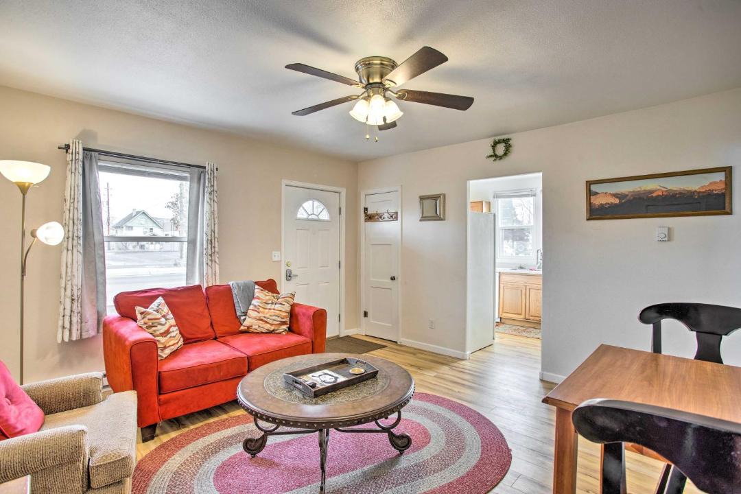 Photo of Livingroom in Montrose
