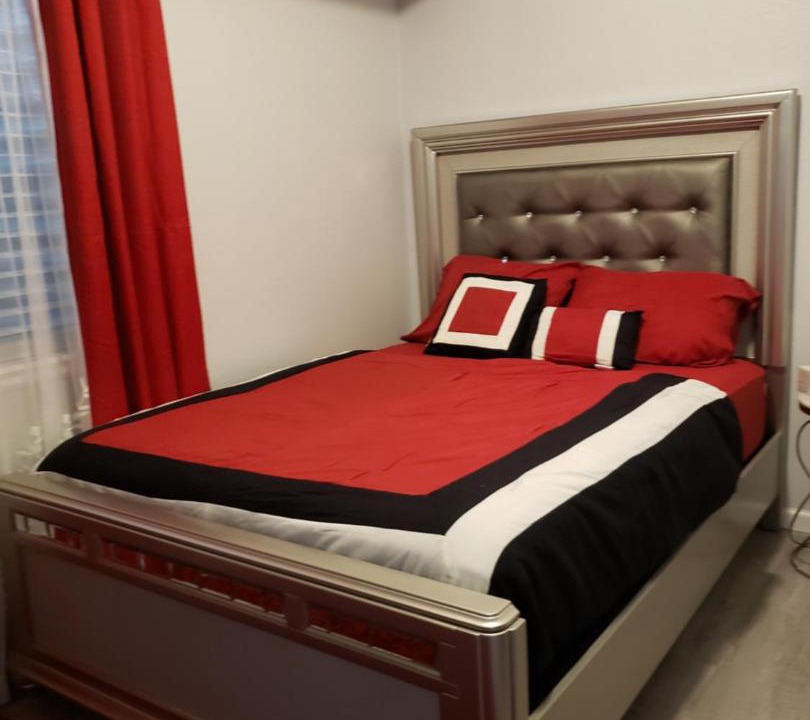 Photo of Bedroom in Aurora