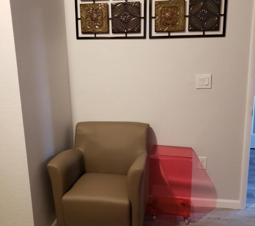Photo of Livingroom in Aurora