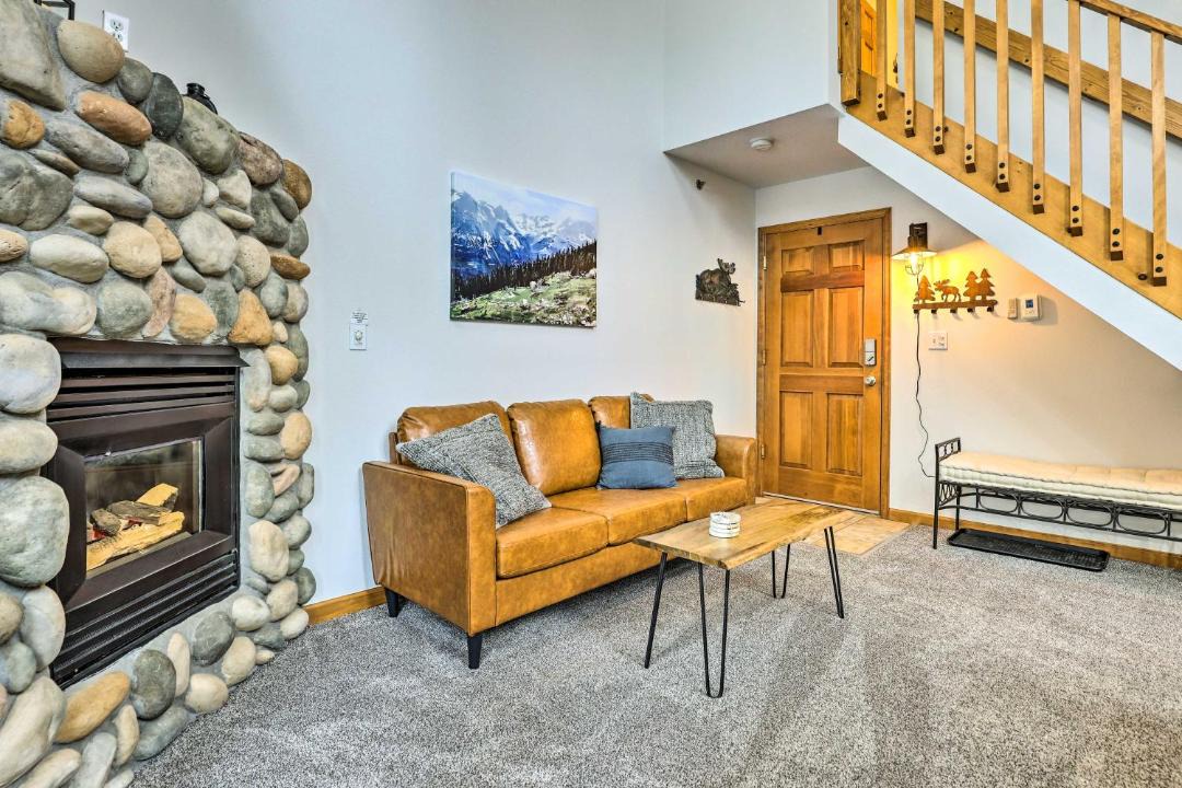 Photo of Livingroom in Grand Lake