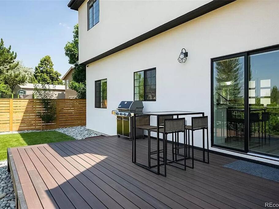 Photo of Patio Balcony in Ralston Valley