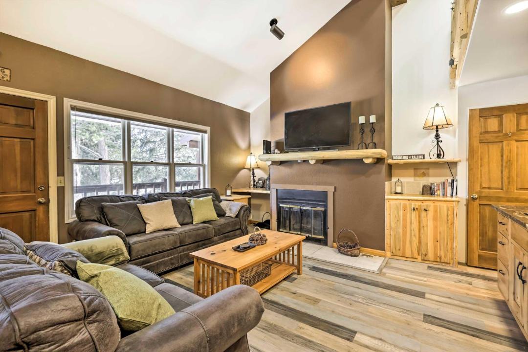 Photo of Livingroom in Grand Lake
