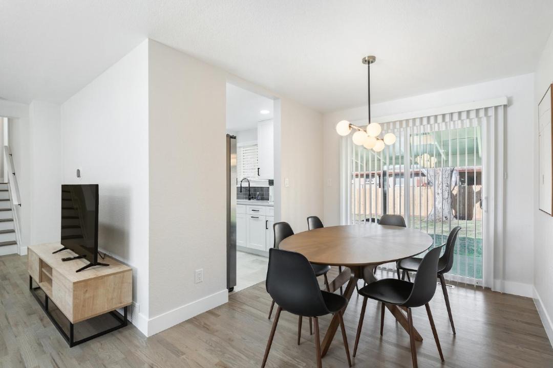 Photo of Livingroom in Northwest Arvada